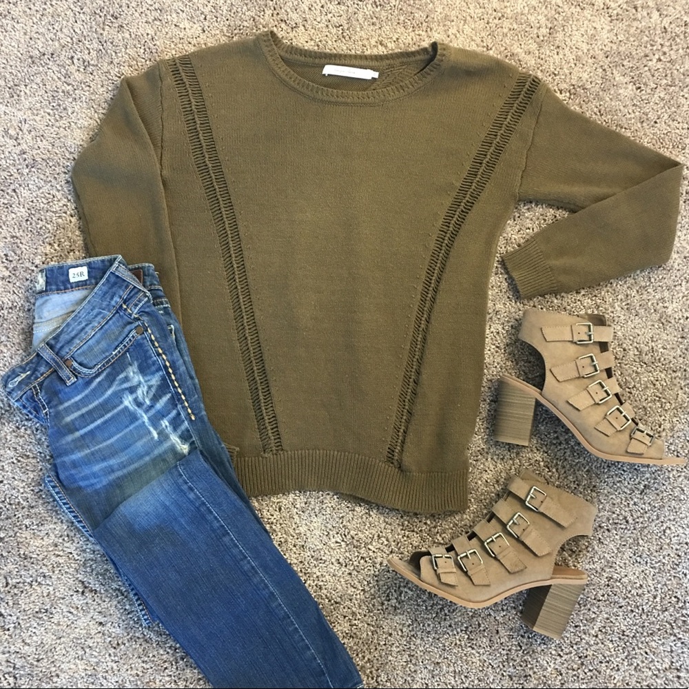 Harper Lane Sweater Olive Green Wrap Open Back XS